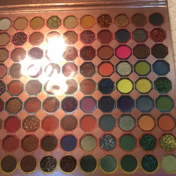 Nude Iman makeup 99 color eyeshadow pallet - Picture 3 of 11
